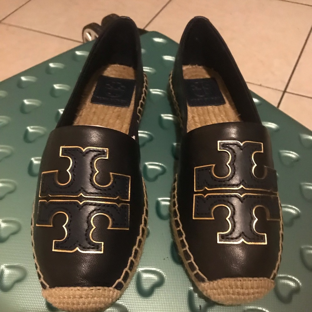 Tory Burch - Picture 2 of 7